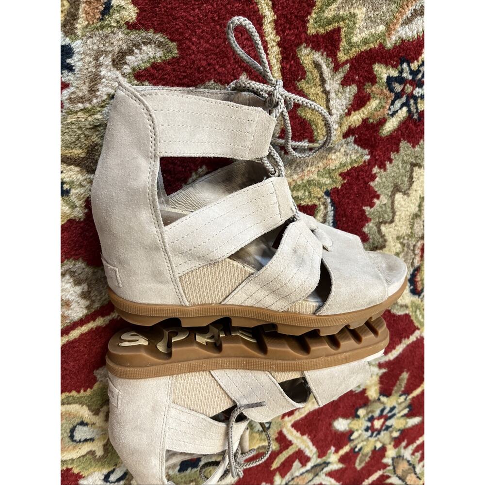 Sorel Joanie II Wedge Sz 9 EU 40 Sandals Heel Lace Up Tie Taupe Leather Strappy - Picture 11 of 14